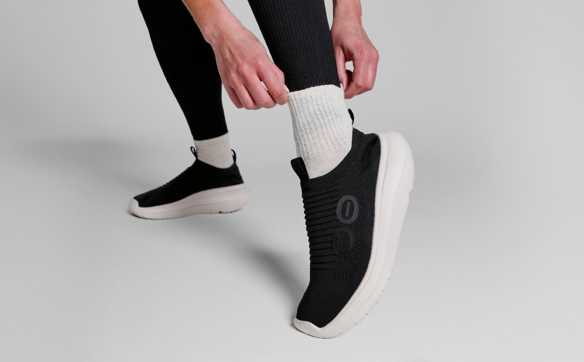 Women's OOmy Zen - Chalk Black - Image 9